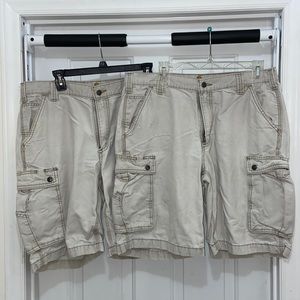 Bundle of 2 Carhartt Relaxed fit shorts!